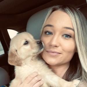 Meet your Posher, Katelyn